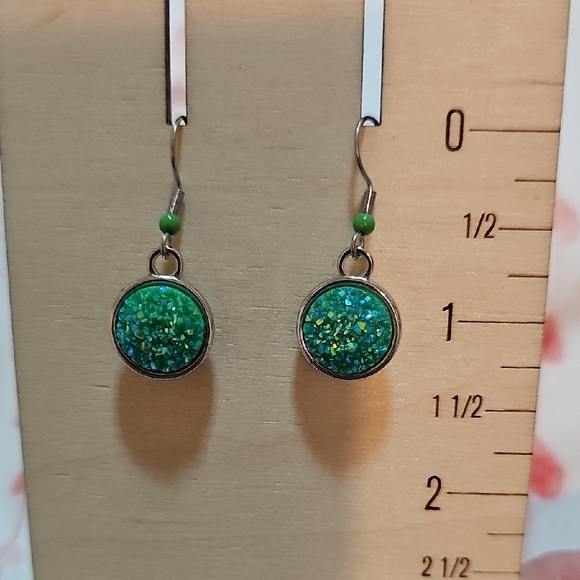 Green Druzy Dangle Hand Crafted Earrings. - Picture 2 of 2